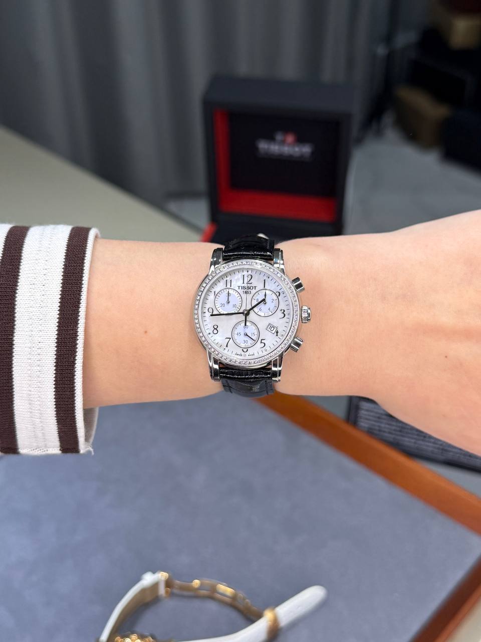 Женские оригинальные часы от Tissot