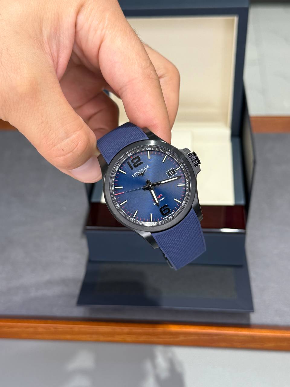 Longines Conquest V.H.P.