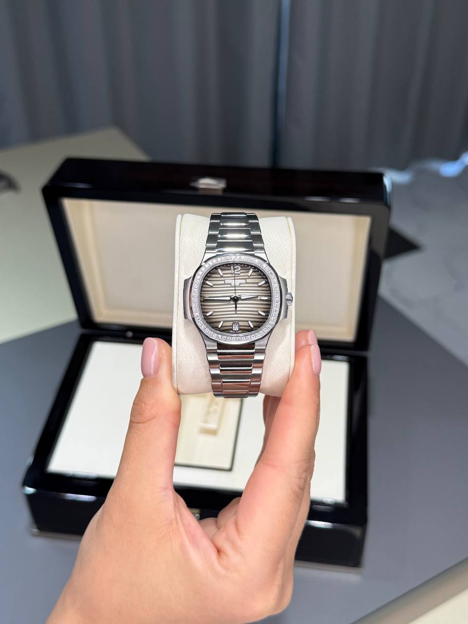Patek Philippe (женская модель)
