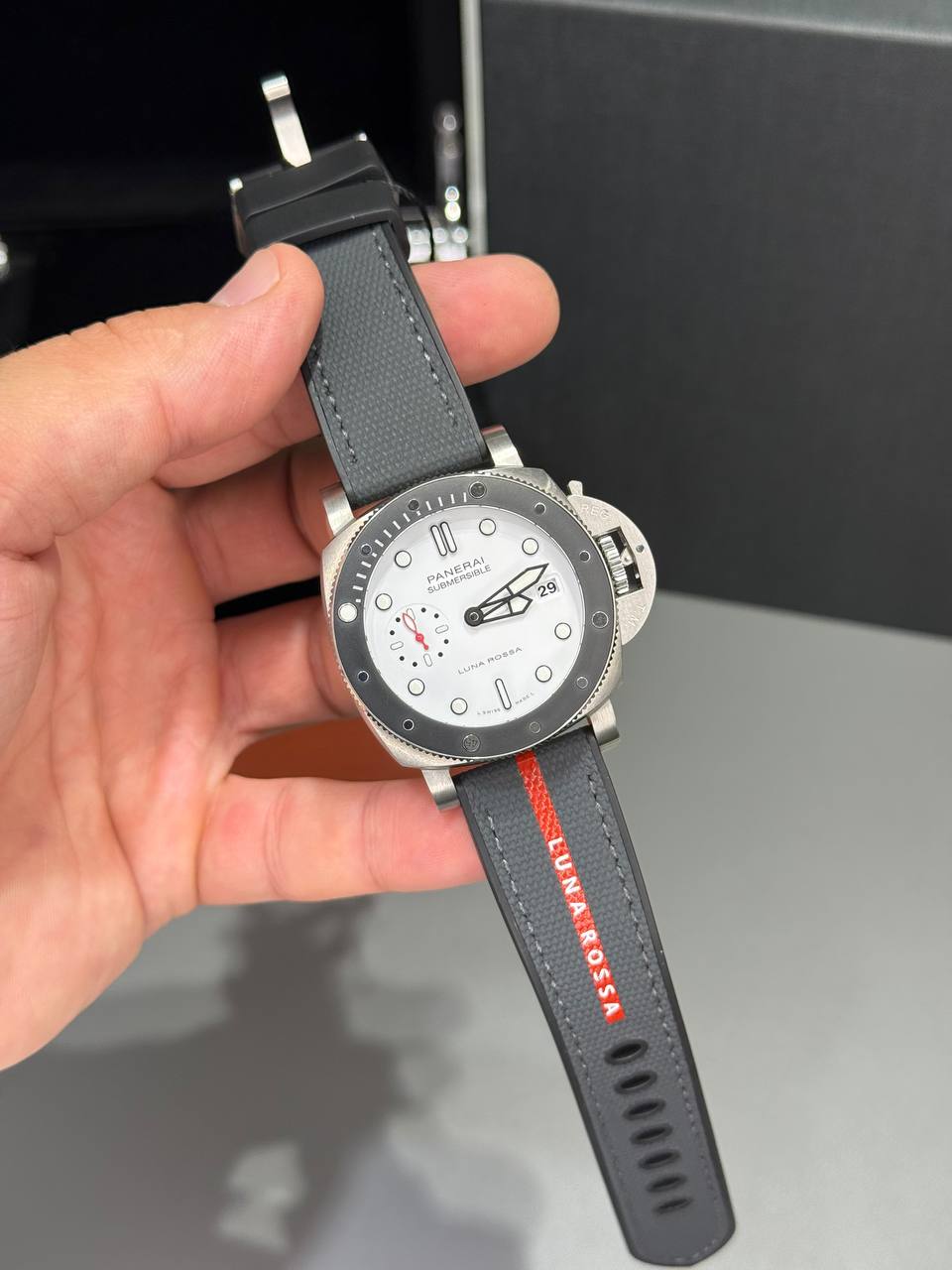 Panerai Submersible Luna Rossa