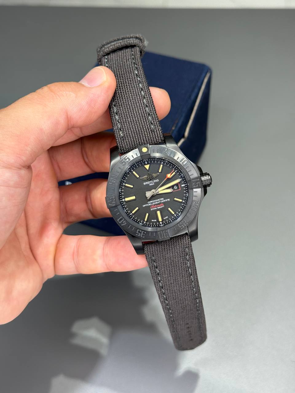 Breitling Black Bird Avenger