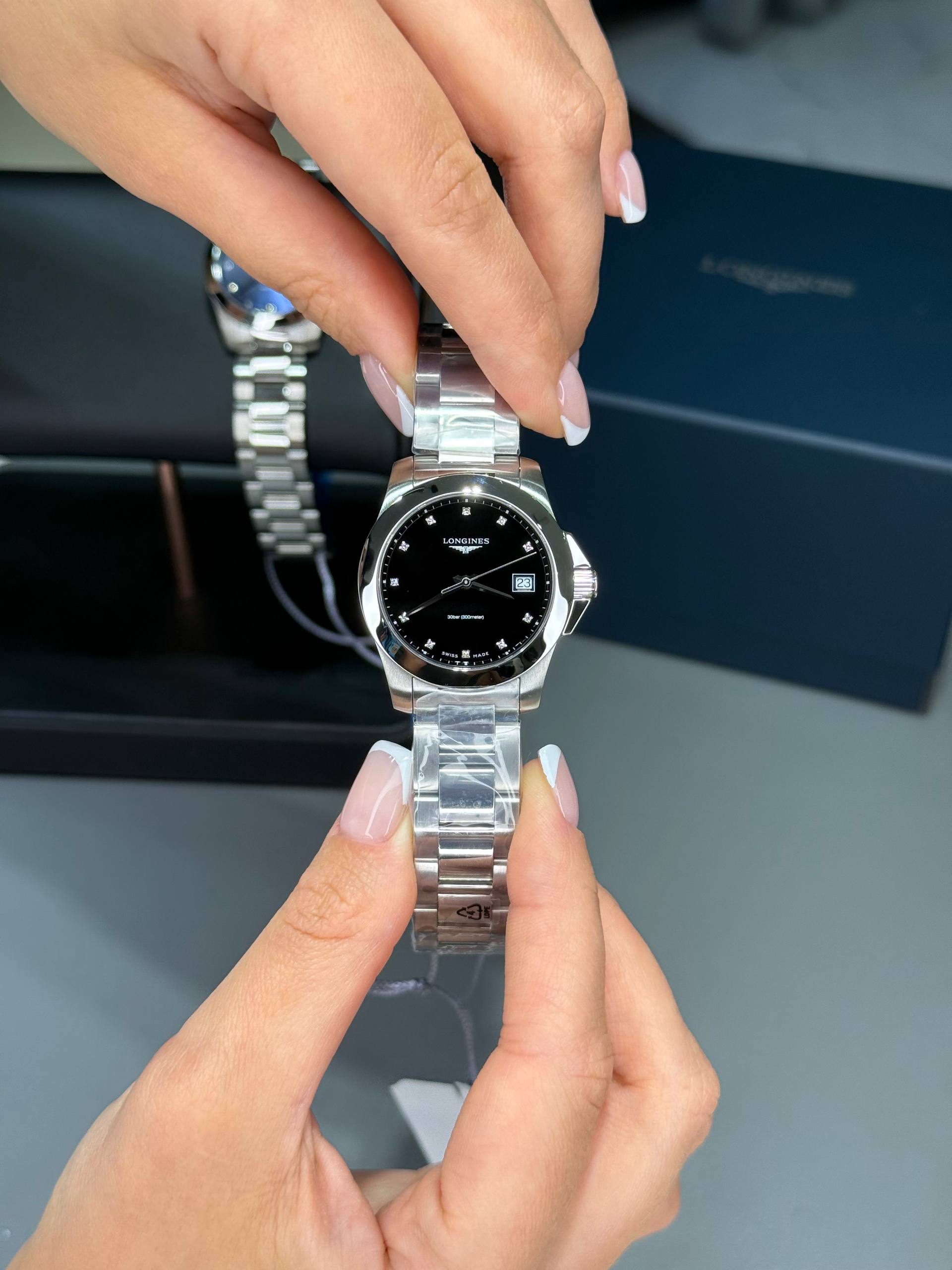 Longines Conquest (женская модель)