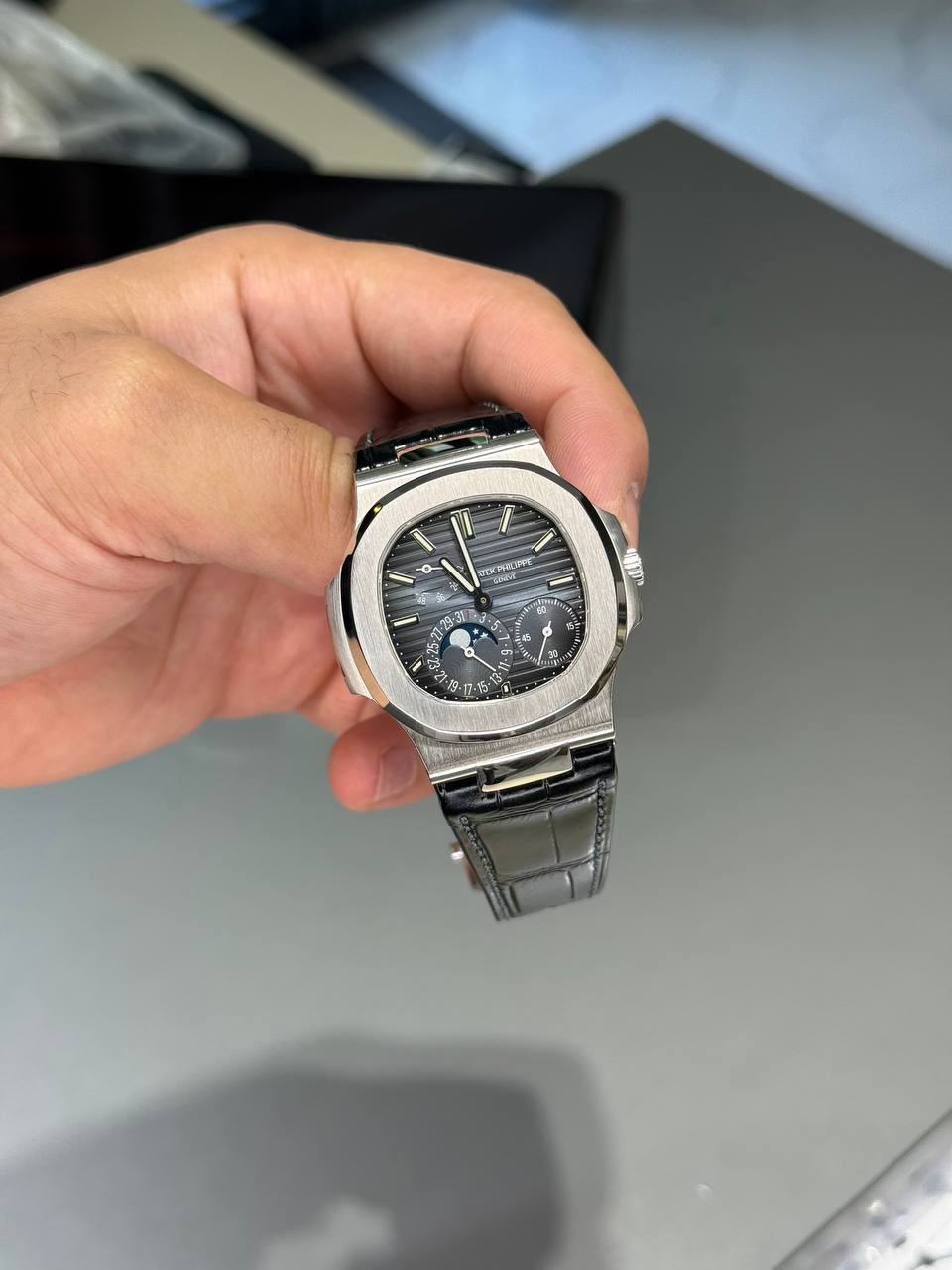 Patek Philippe Nautilus 5712