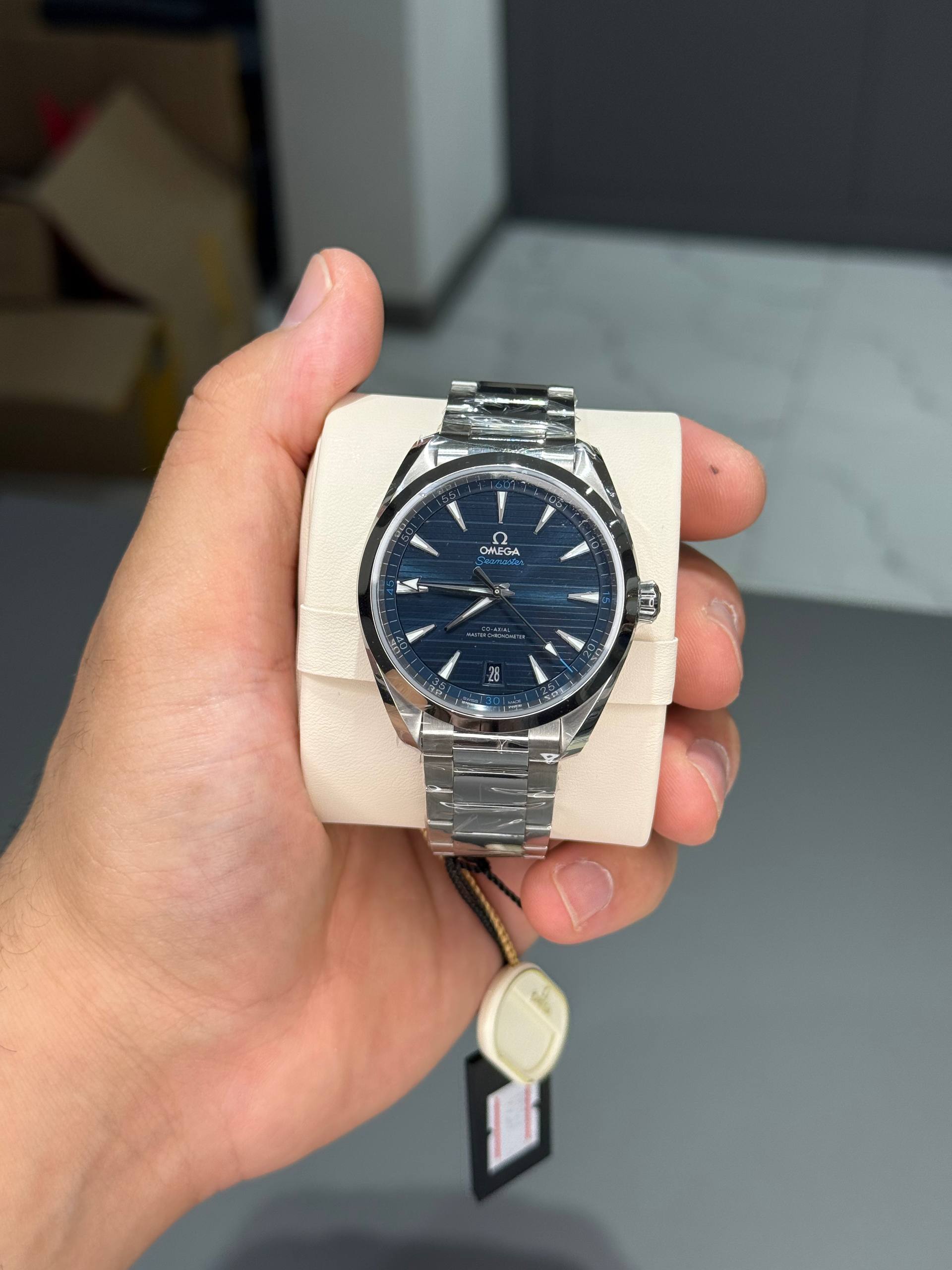 Omega Seamaster Aqua Terra Chronometer