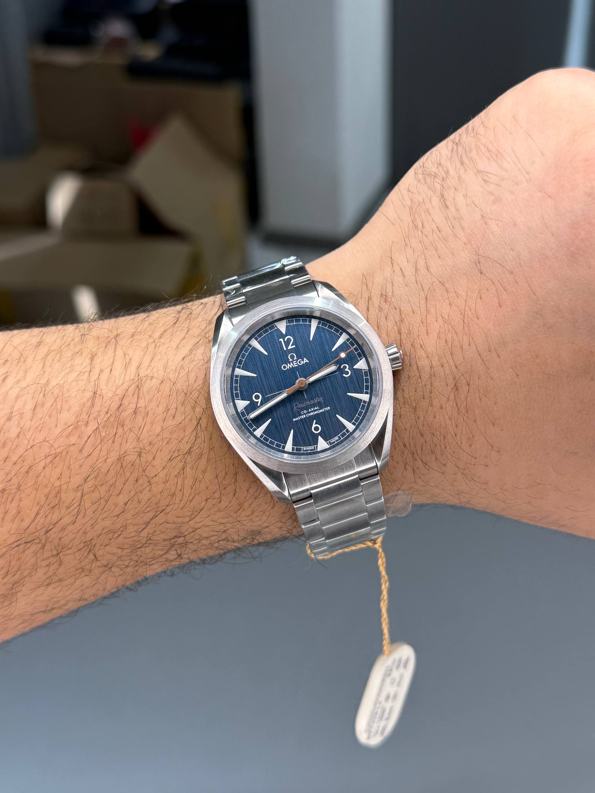 Omega Railmaster Chronometer — изображение 3