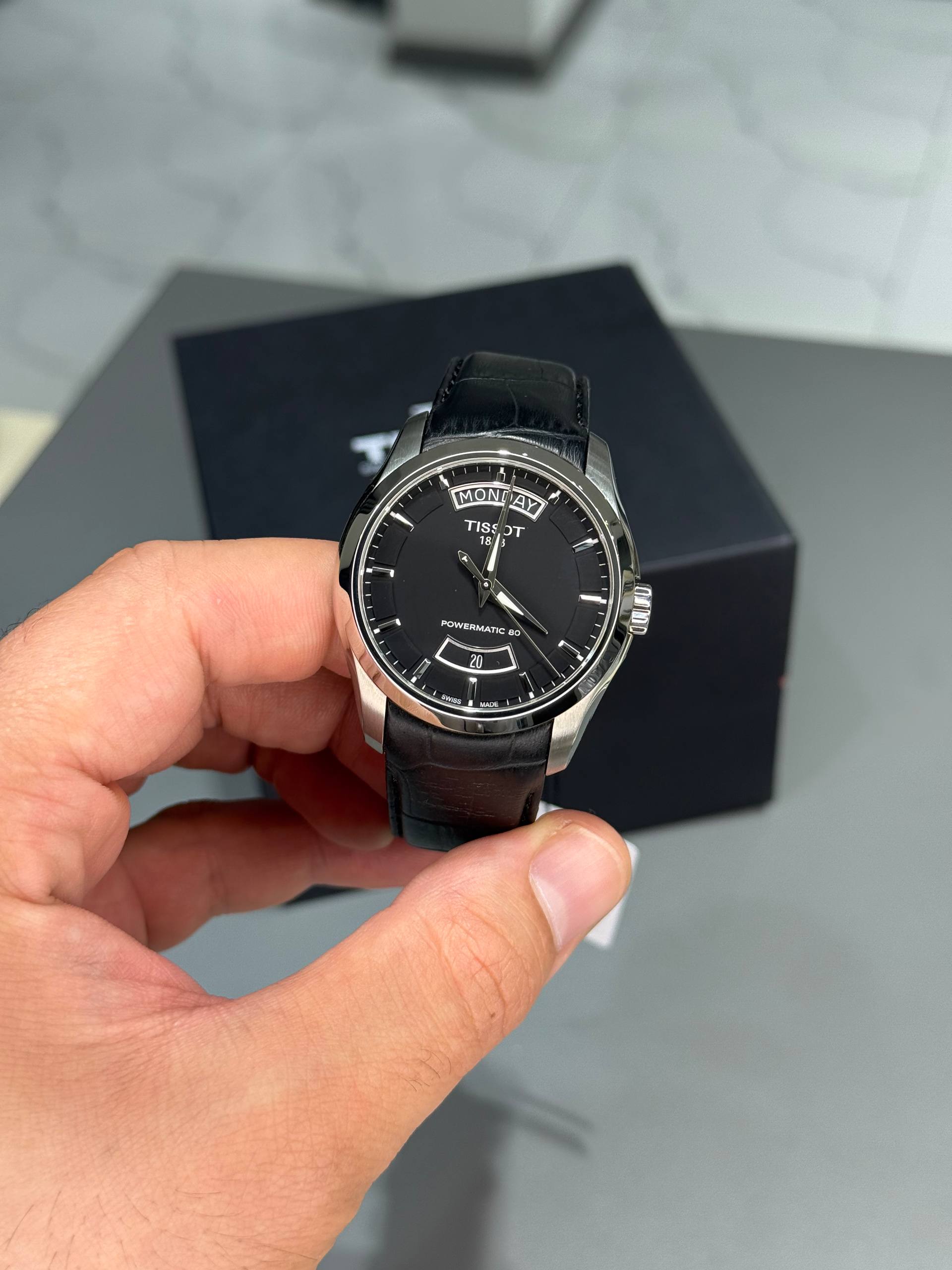 TISSOT Couturier Day Date