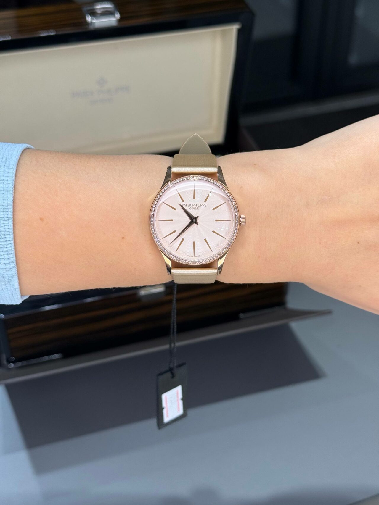 Patek Philippe Calatrava (женская модель)