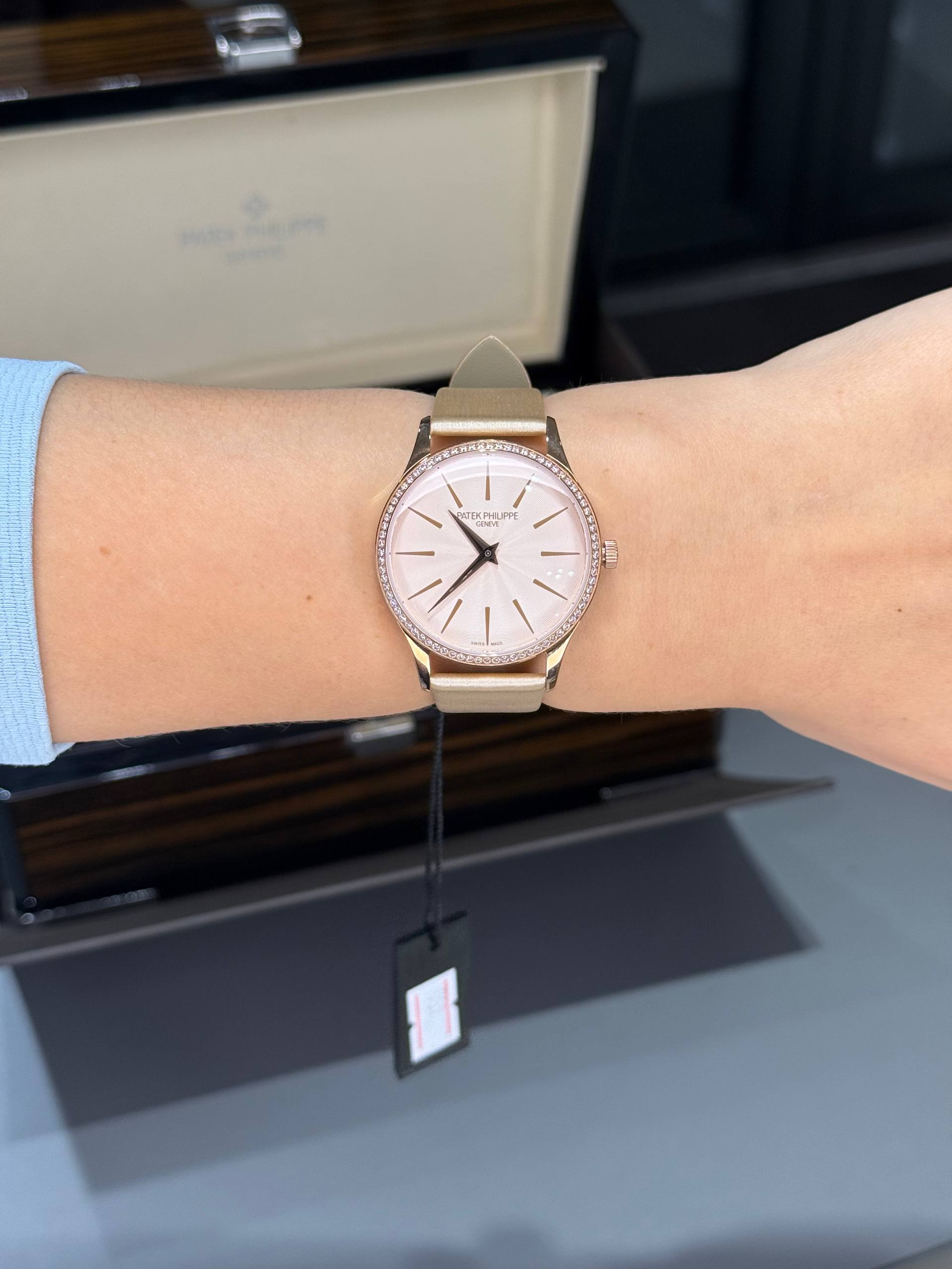 Patek Philippe Calatrava (женская модель)