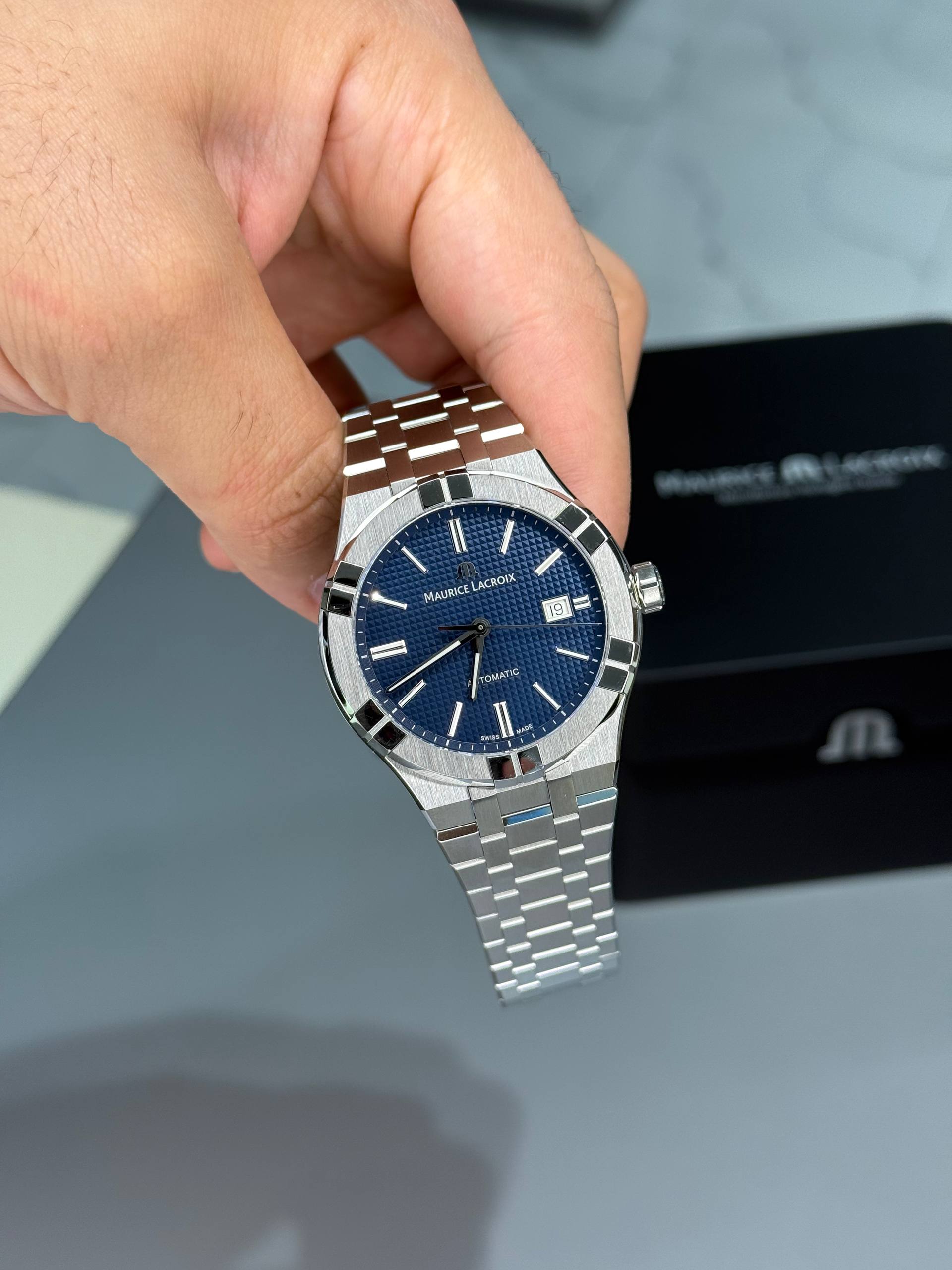 Maurice Lacroix Aikon