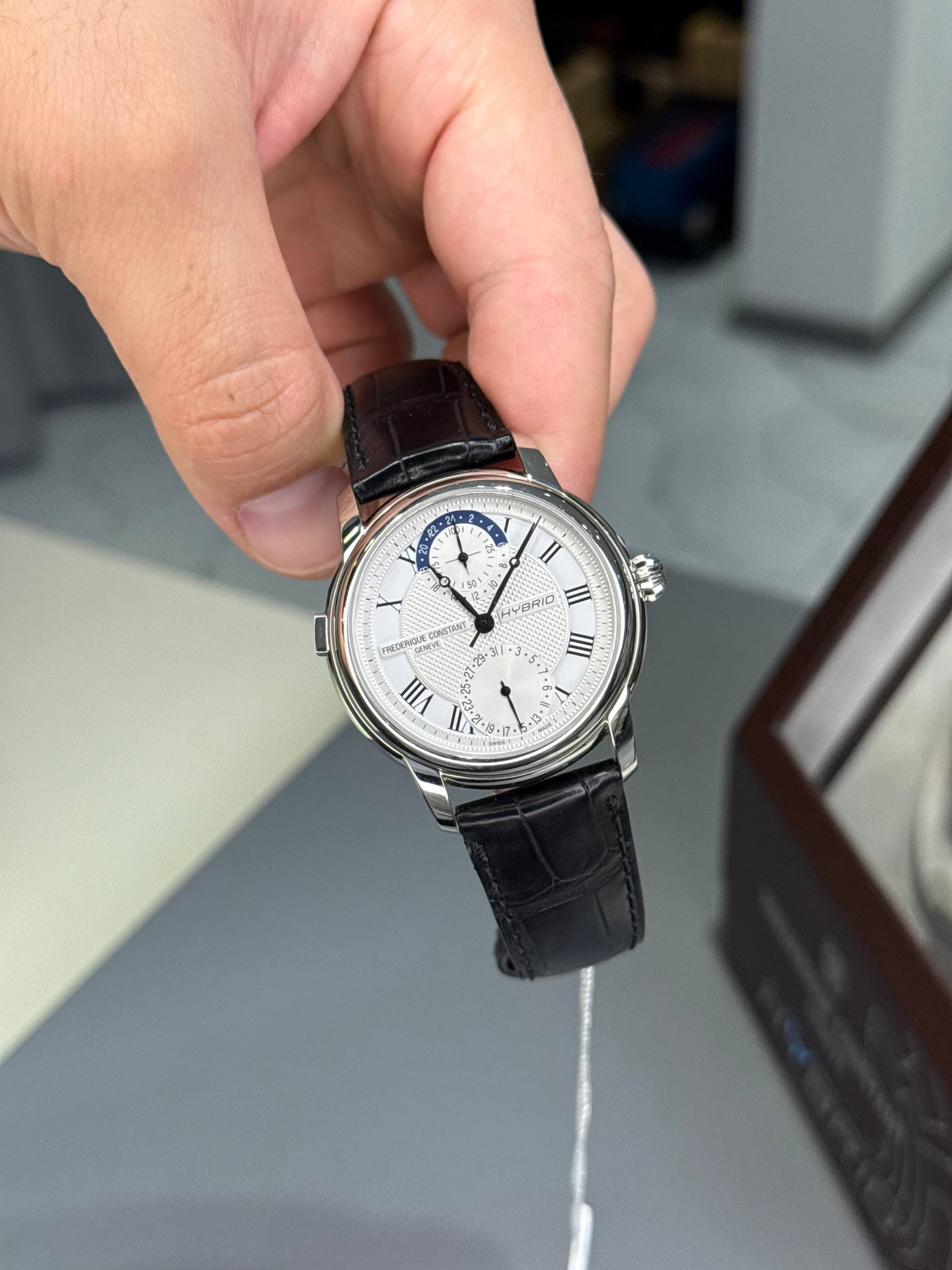 Frederique Constant Hybrid Manufacture