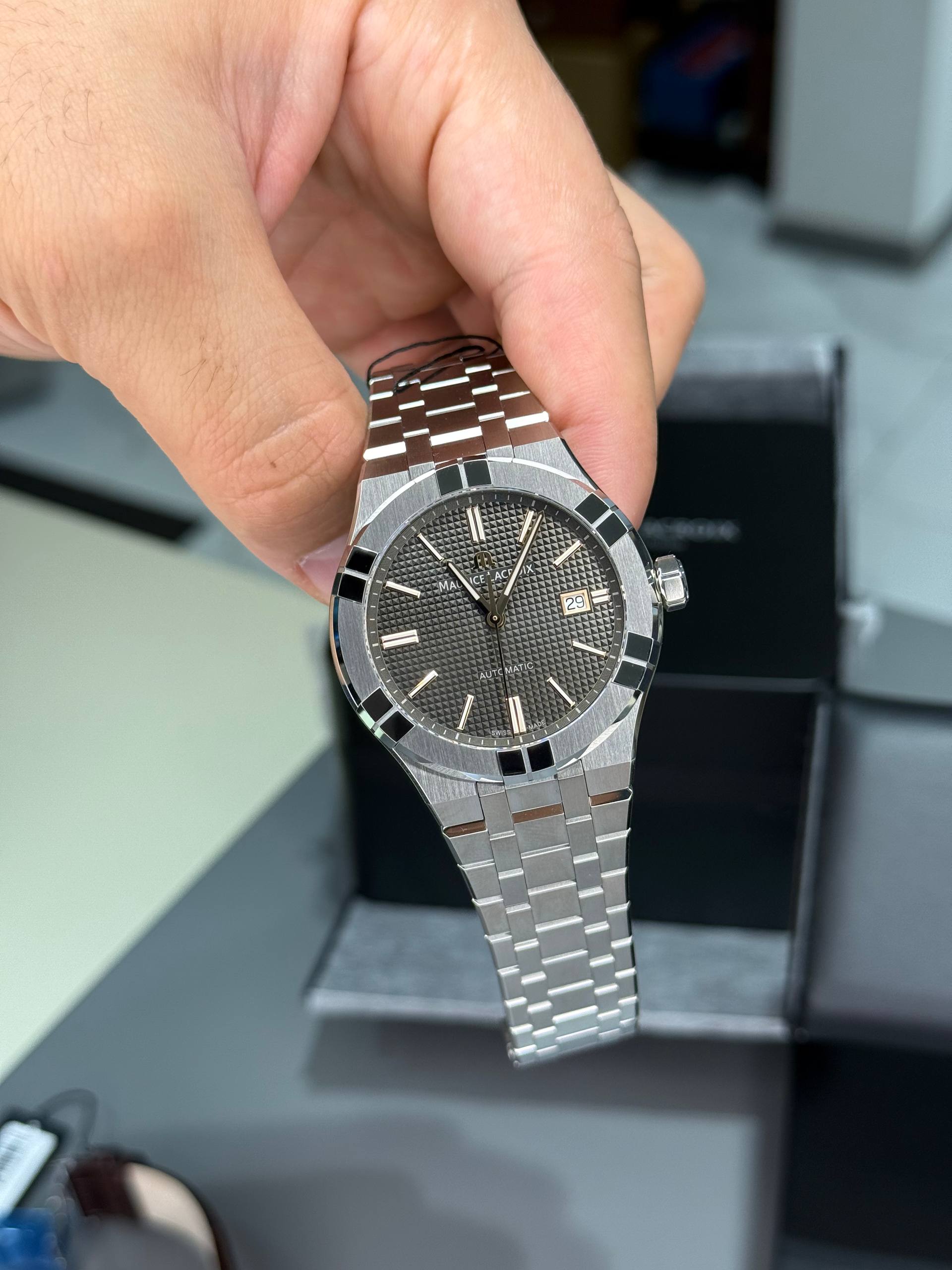 Maurice Lacroix Aikon