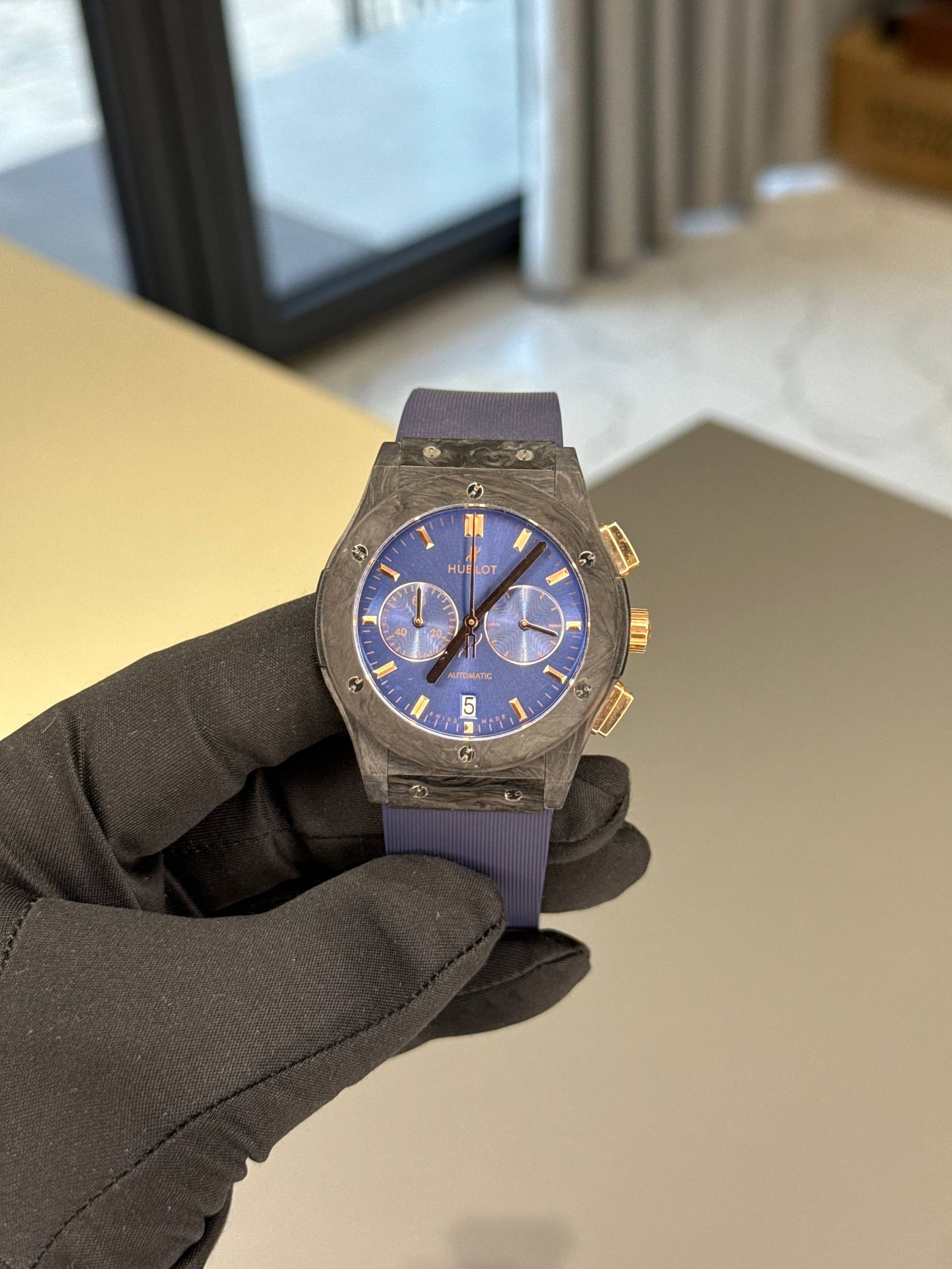 Hublot Chronograph Quartz Carbon