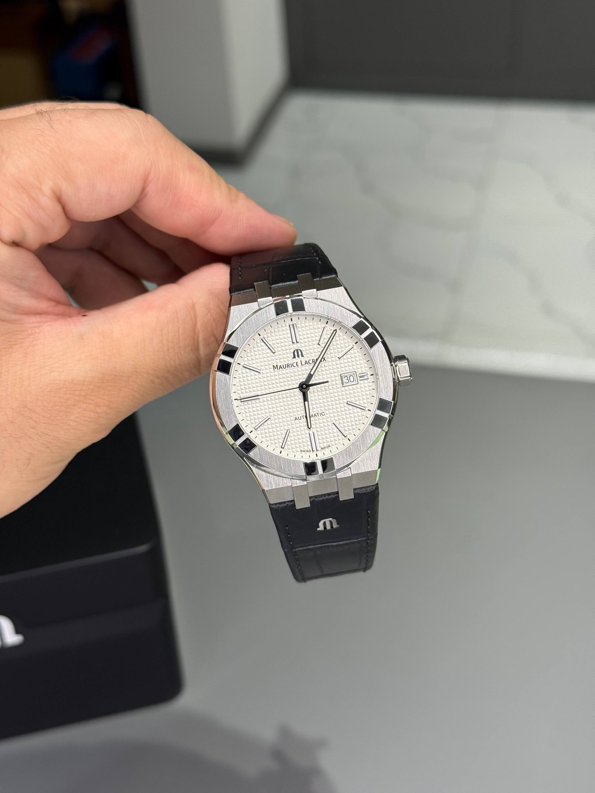 Maurice Lacroix Aikon