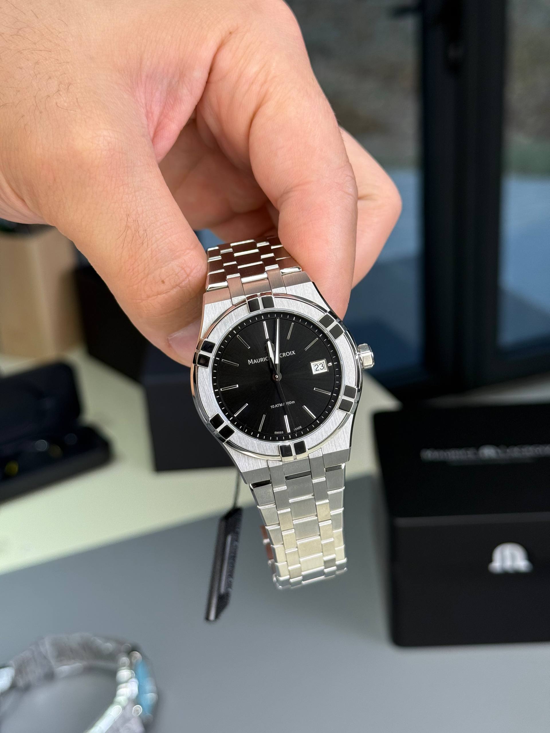 Maurice Lacroix Aikon Quartz