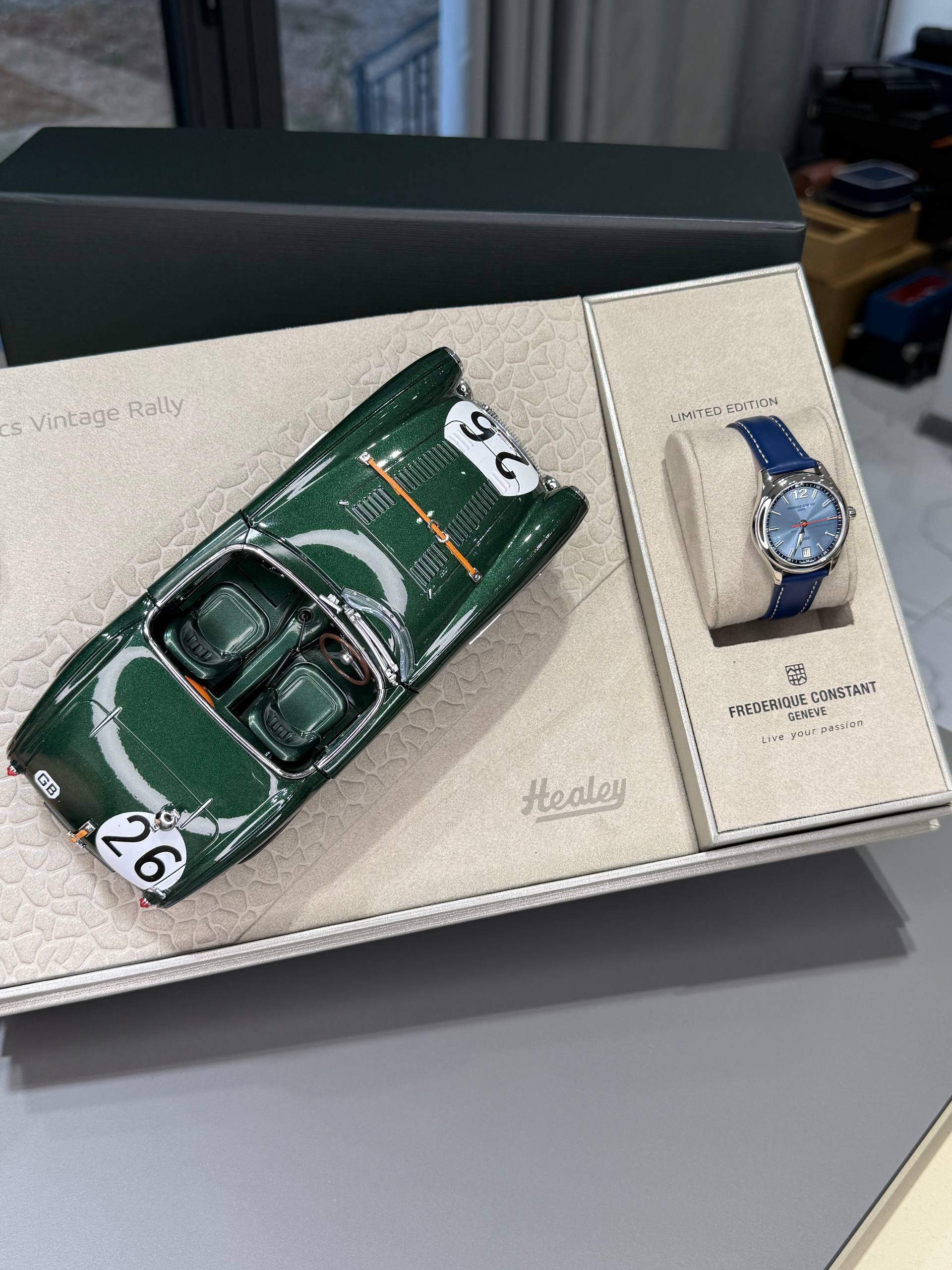 Frederique Constant Classic Vintage Rally — изображение 2