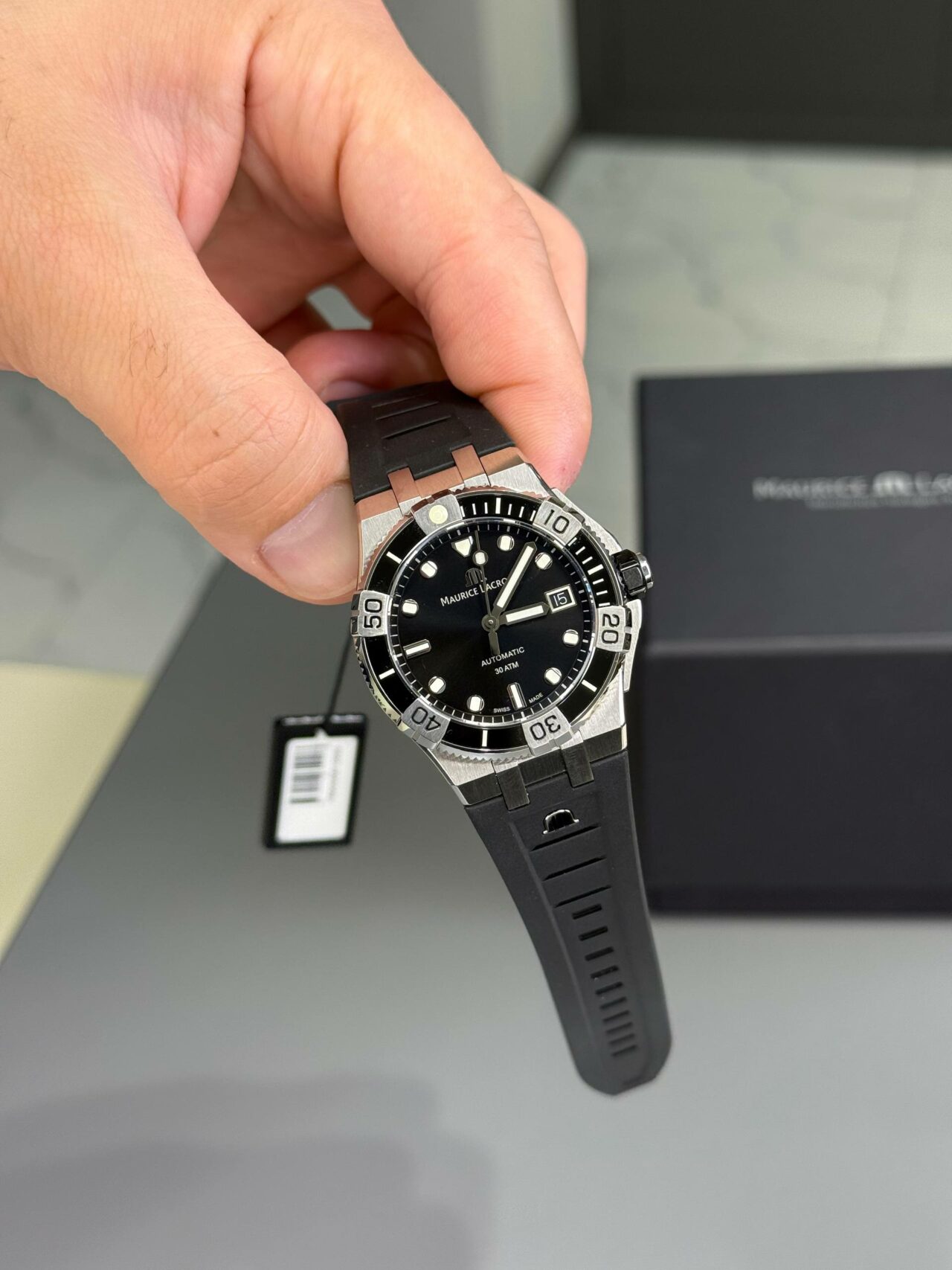 Maurice Lacroix Aikon Venturer