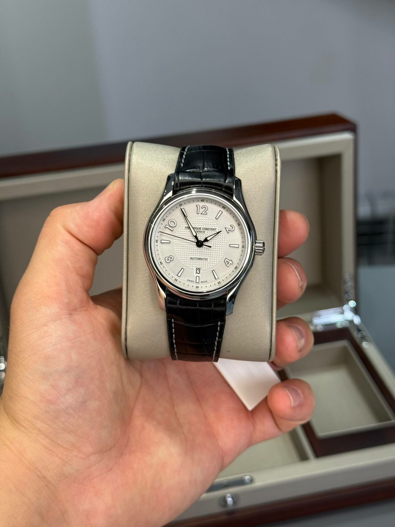 Frederique Constant Runabout Limited Edition 2888/0963