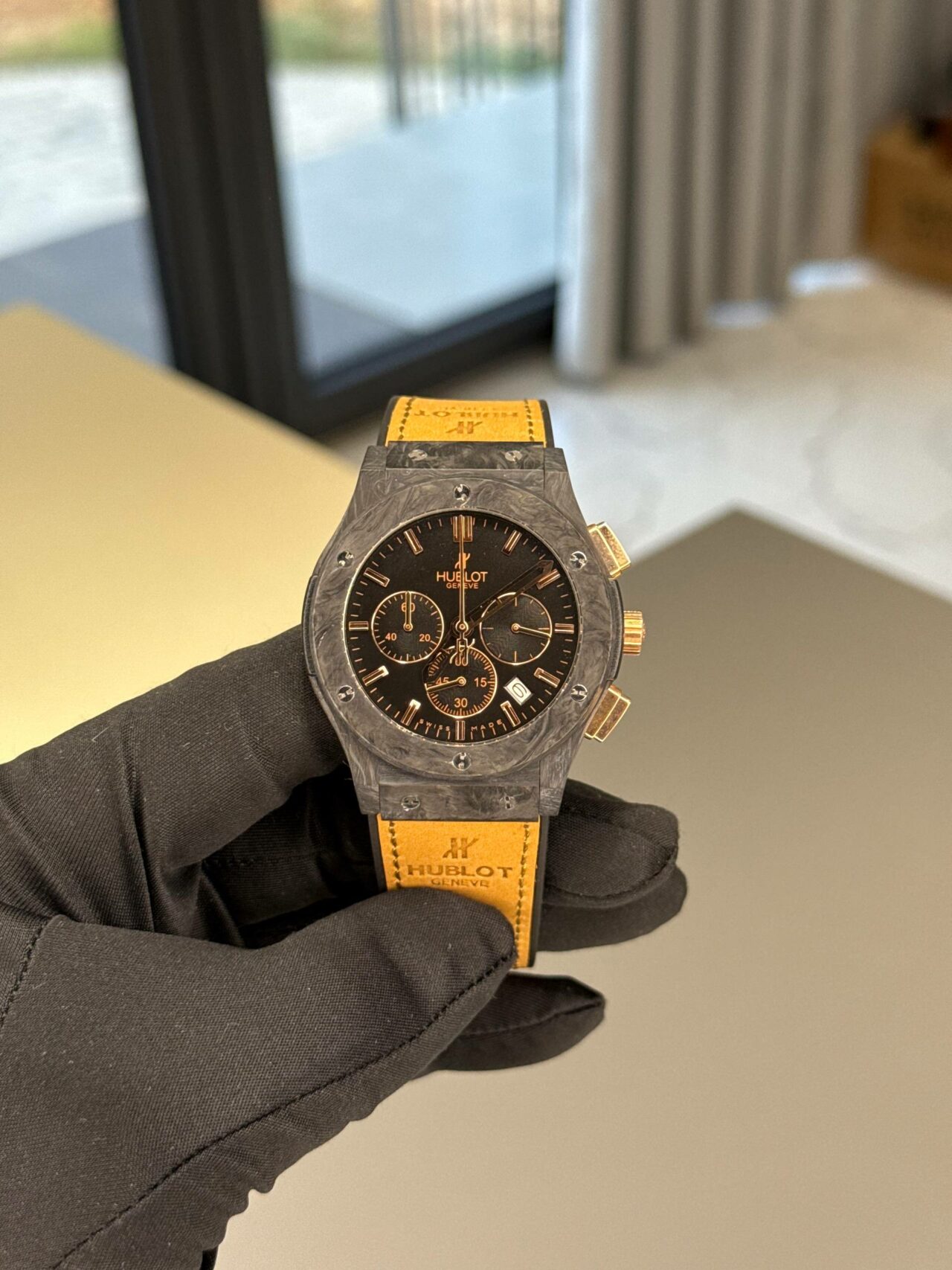 Hublot Chronograph Quartz Carbon