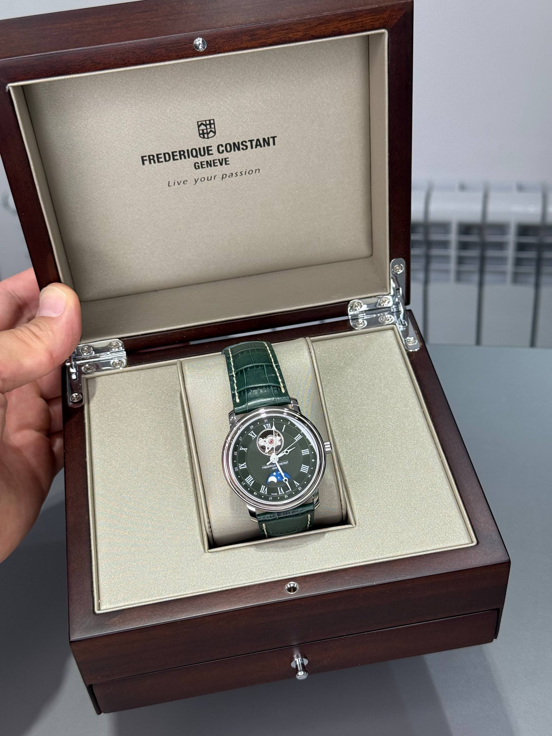Frederique Constant Classics Moonphase Green Dial