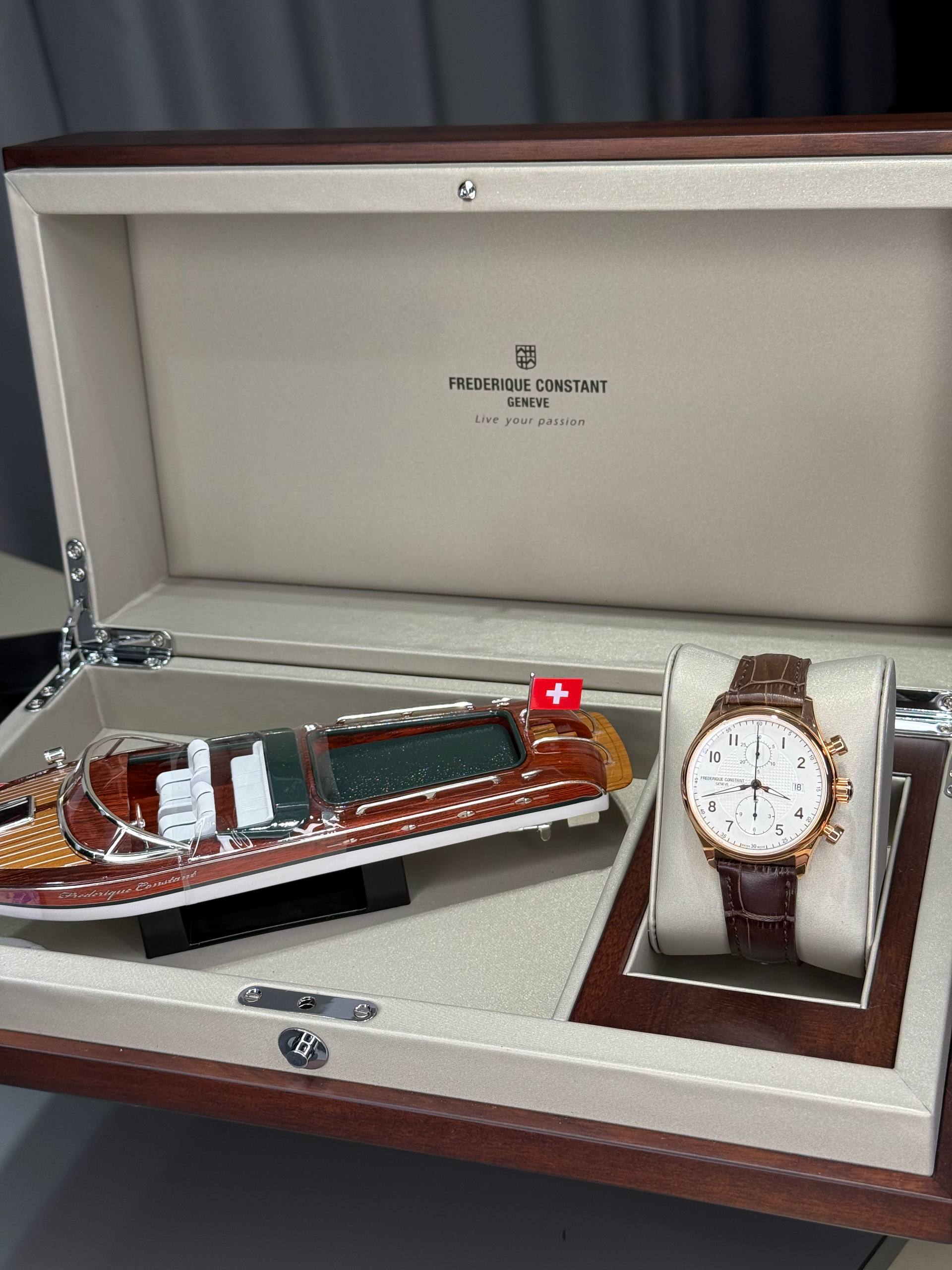 Frederique Constant Chronograph Limited Edition 2888/1850 — изображение 2