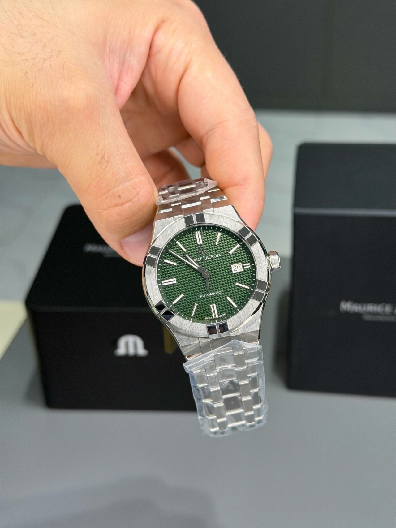 Maurice Lacroix Aikon Green Dial